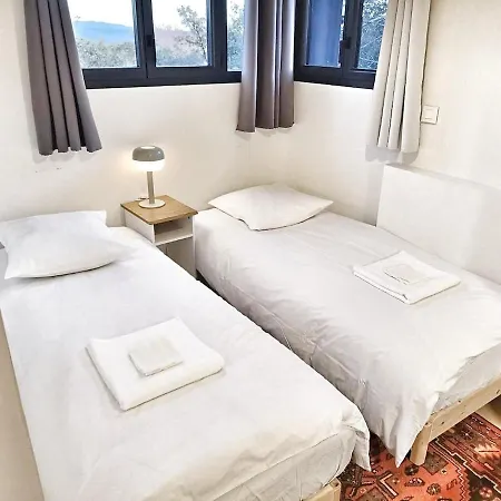 Villa Au Sommer Des Ocres Et Des Bois - Maison T3 & Parking Roussillon (Vaucluse)